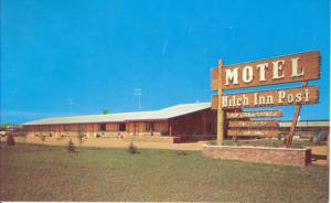 The_Hitch_Inn_Post_Motel_and_Cabriolet_Restaurant 2
